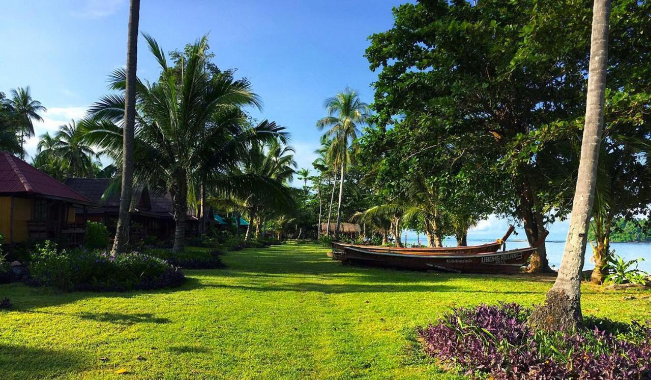 Libong Relax Beach Resort Trang Exterior photo